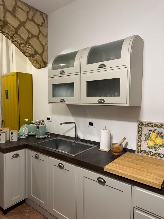 La Kalsa Di Somavi Apartment Palermo Bagian luar foto
