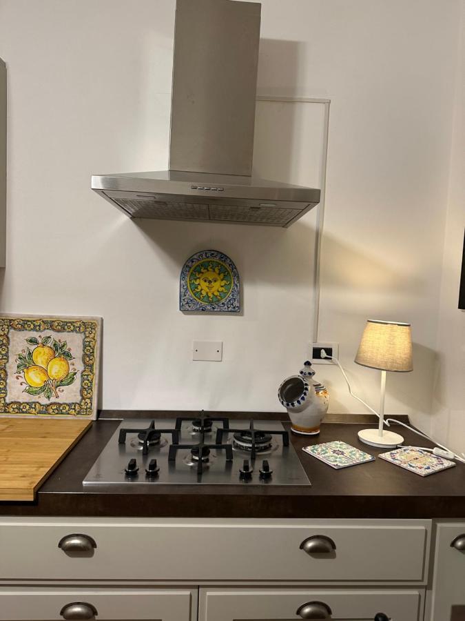 La Kalsa Di Somavi Apartment Palermo Bagian luar foto