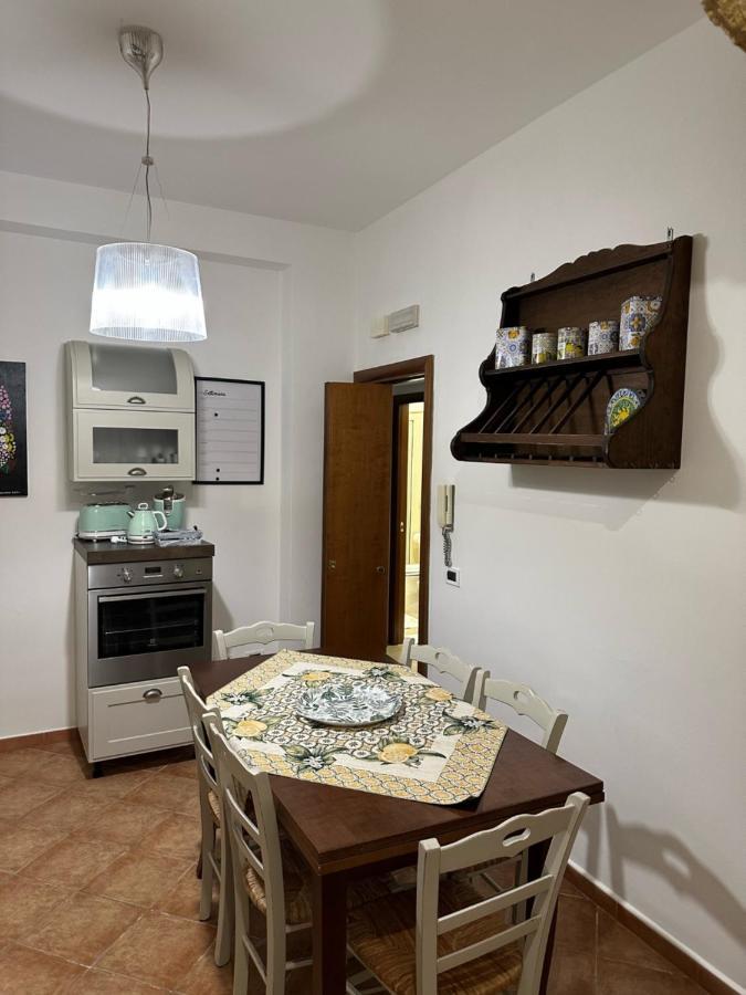La Kalsa Di Somavi Apartment Palermo Bagian luar foto