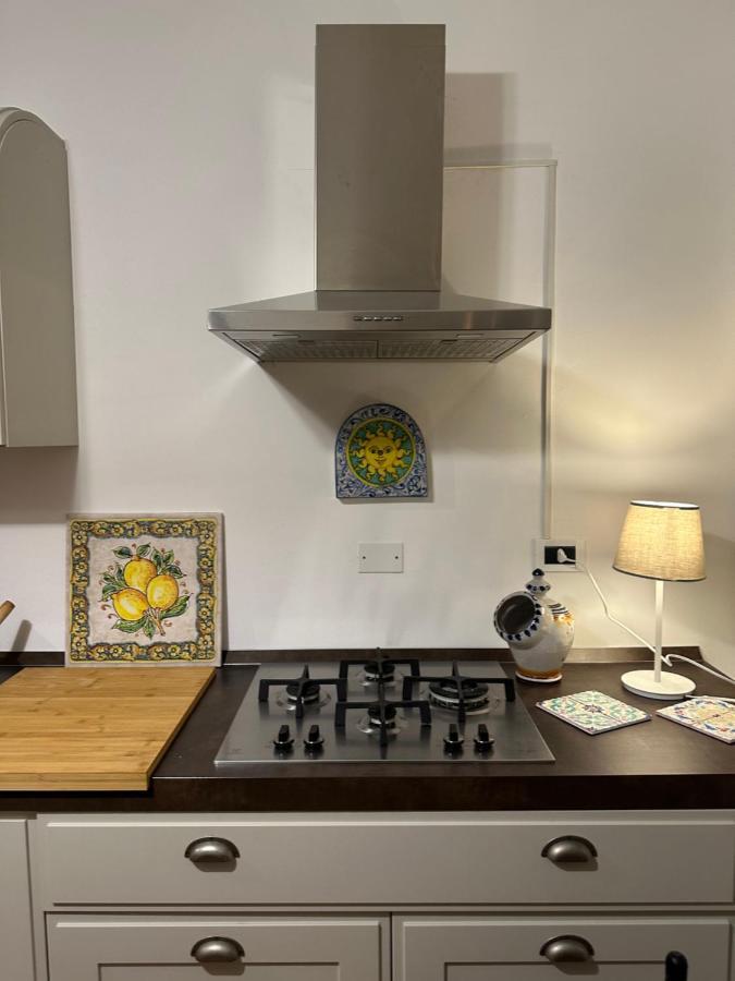 La Kalsa Di Somavi Apartment Palermo Bagian luar foto